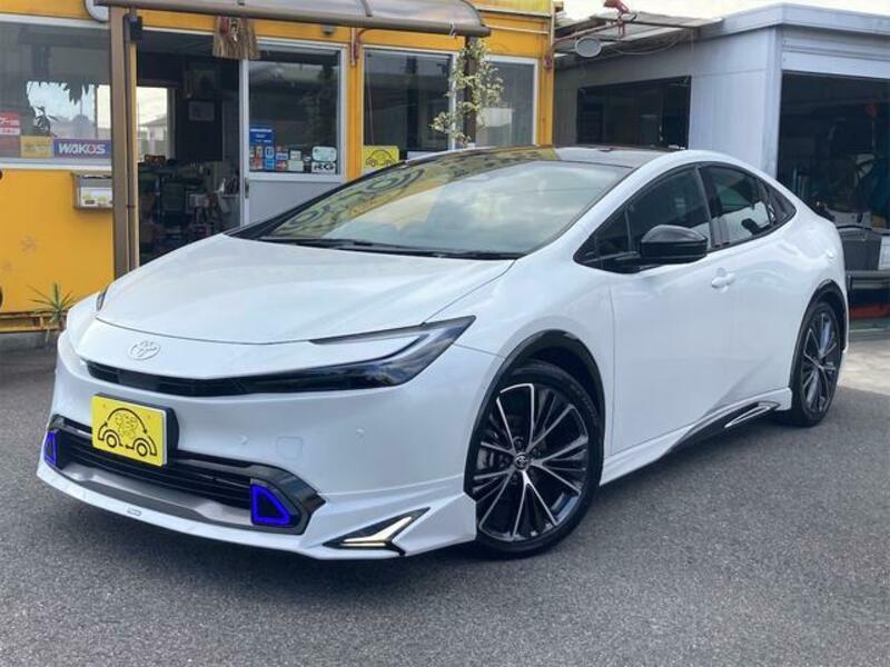 TOYOTA PRIUS