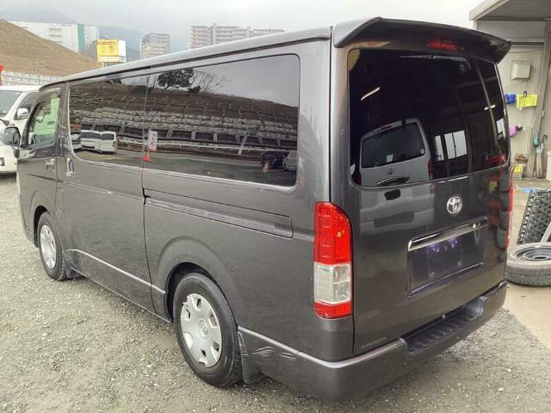 HIACE VAN