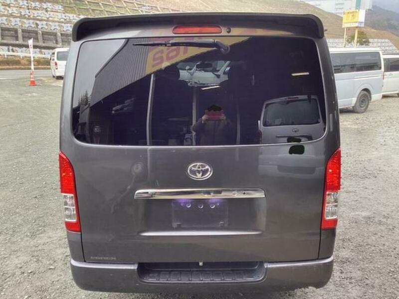 HIACE VAN