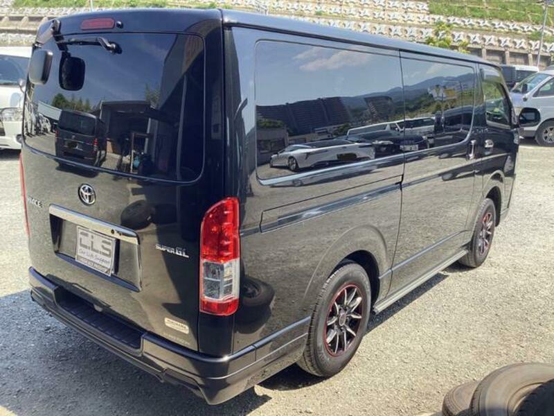 HIACE VAN