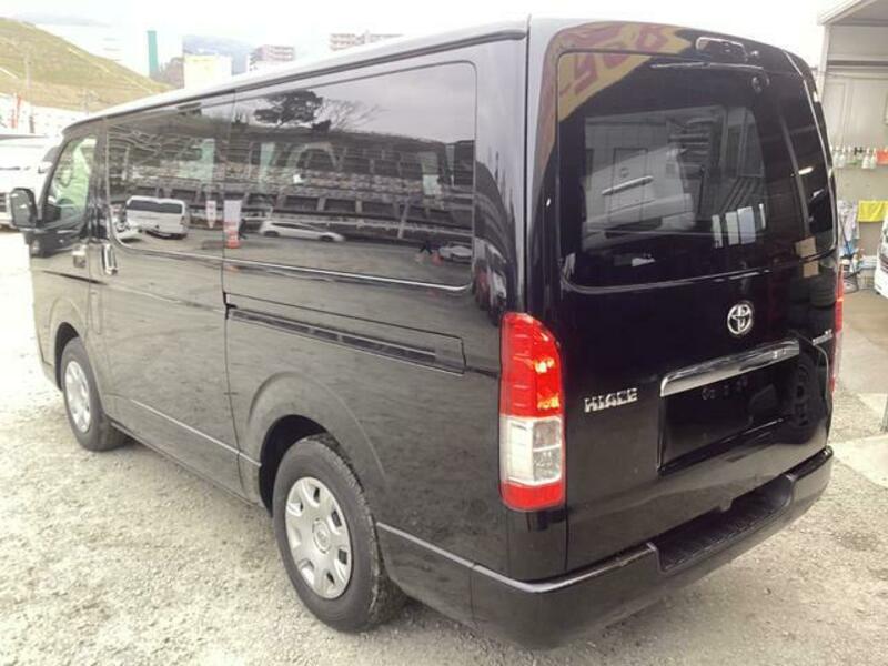 HIACE VAN