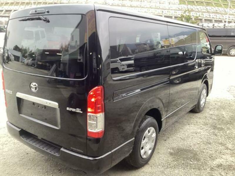 HIACE VAN