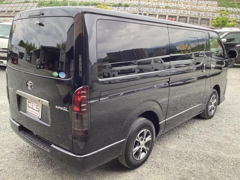 HIACE VAN