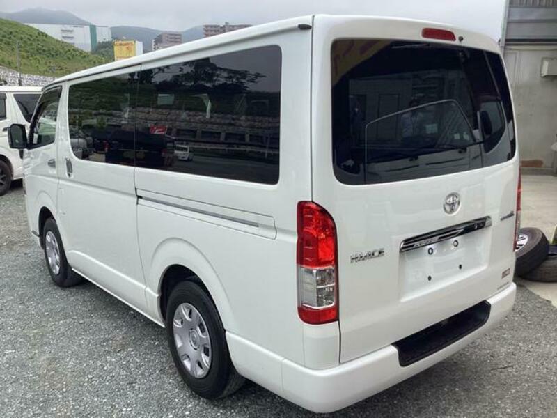 HIACE VAN