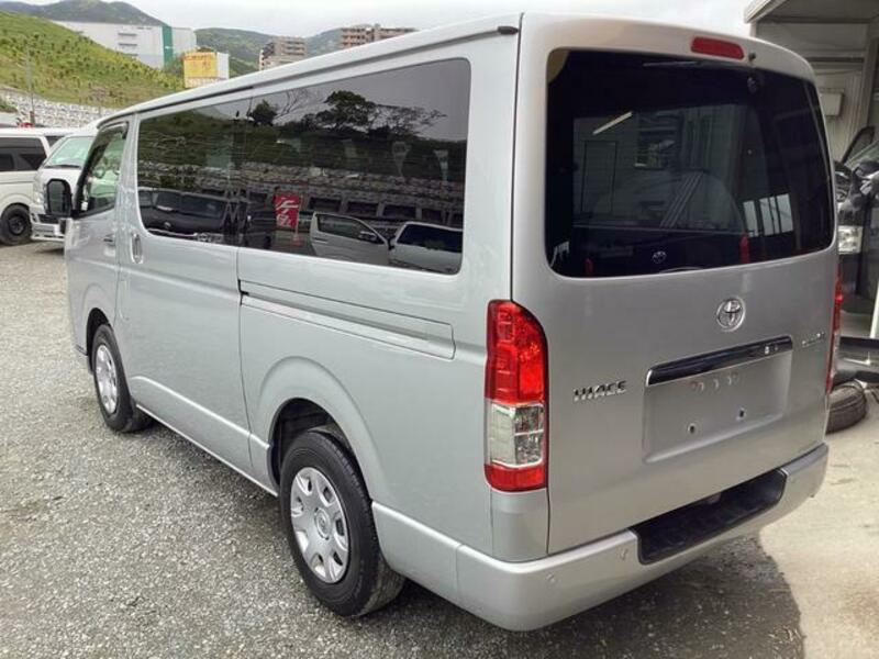 HIACE VAN
