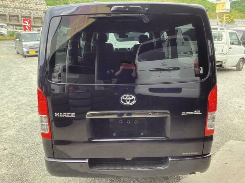 HIACE VAN