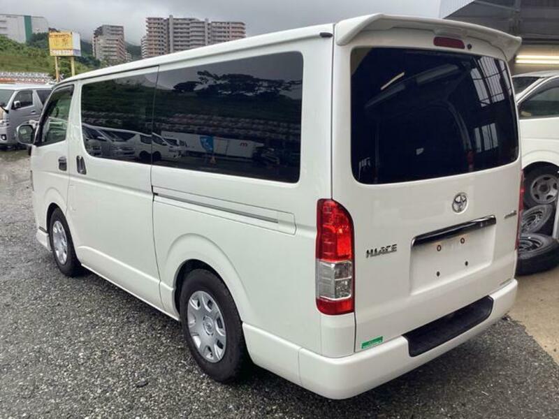 HIACE VAN