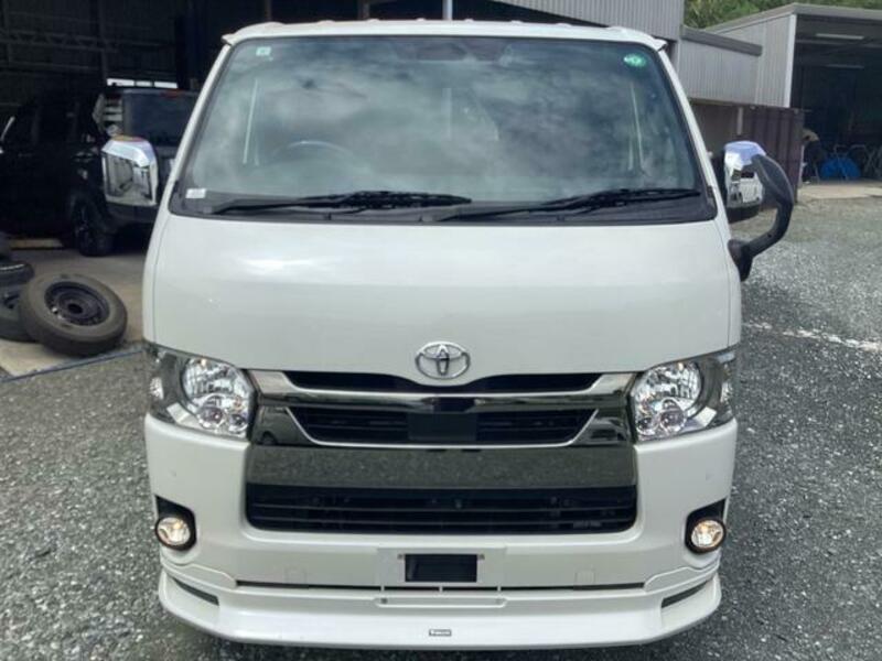 HIACE VAN