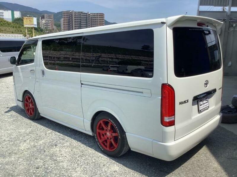 HIACE VAN