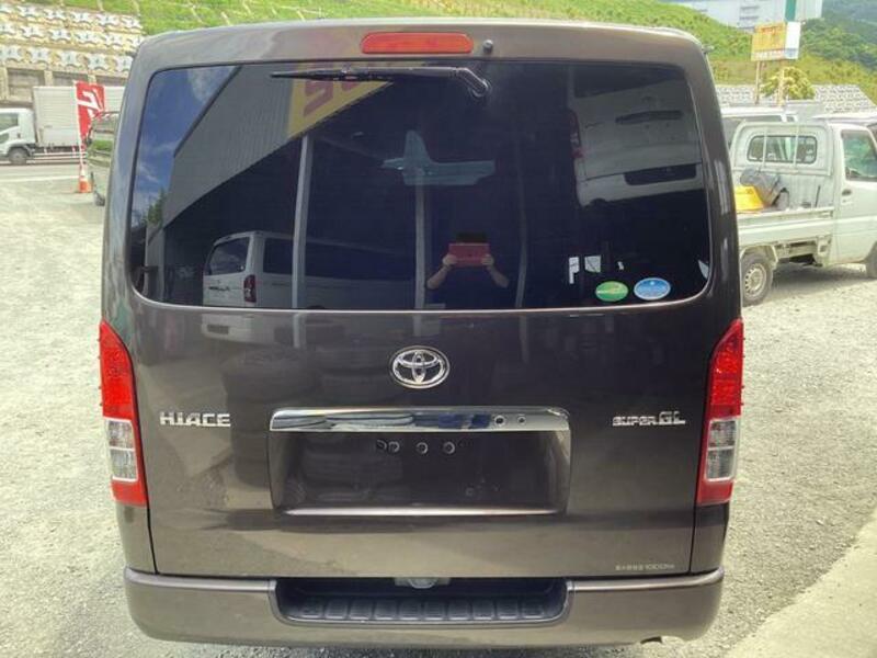 HIACE VAN