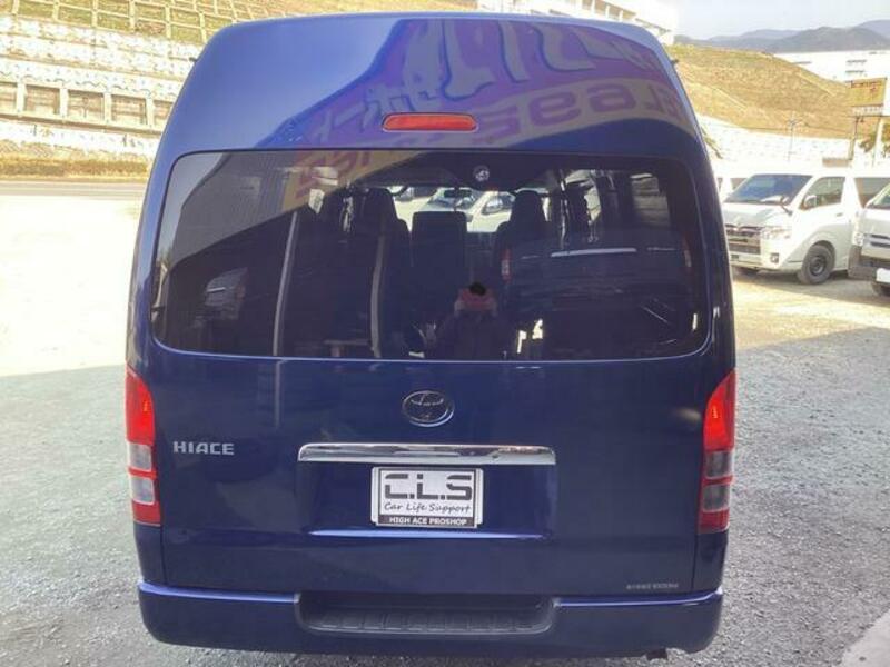 HIACE VAN