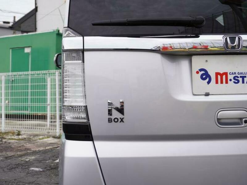 N BOX CUSTOM
