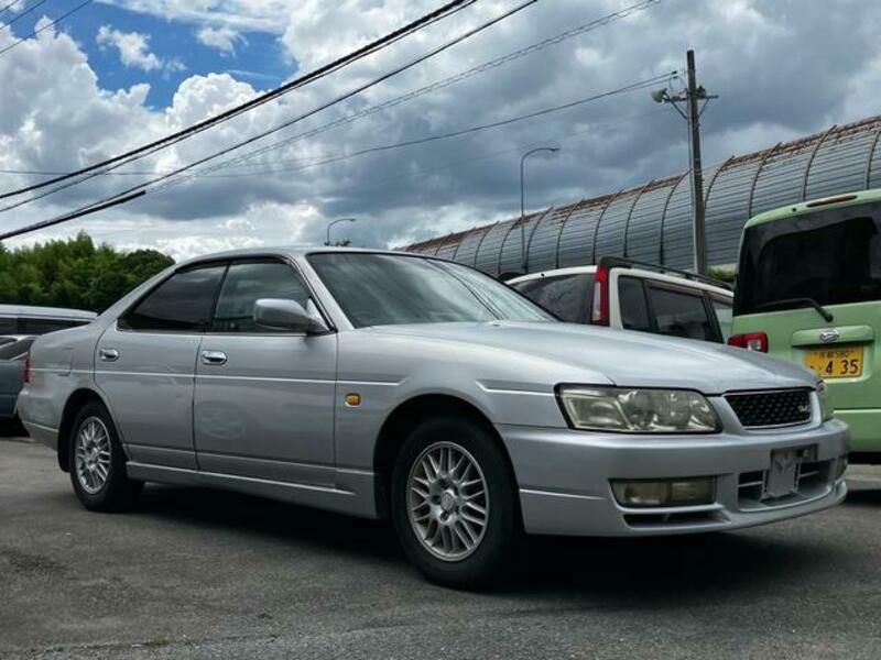 NISSAN LAUREL