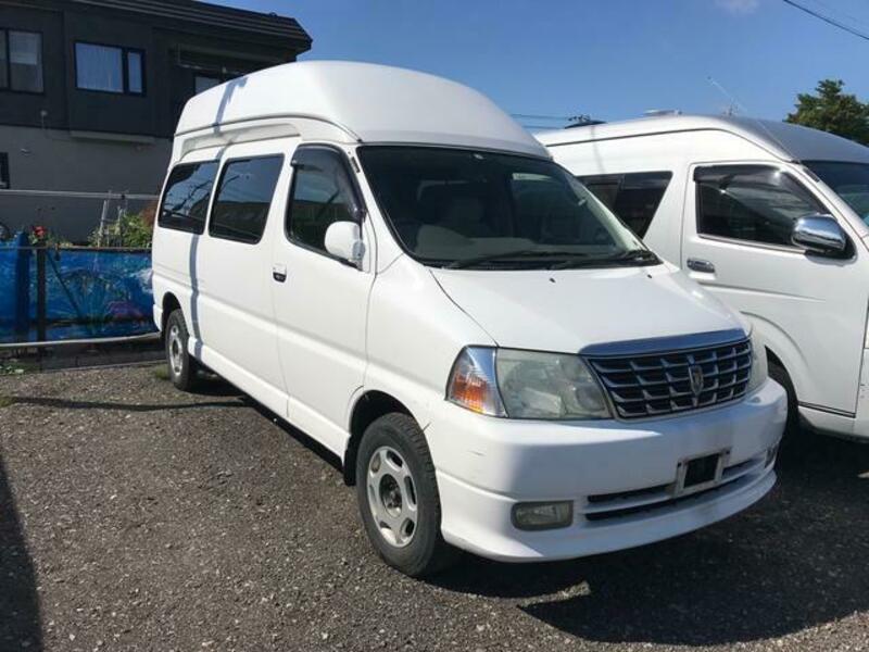GRAND HIACE