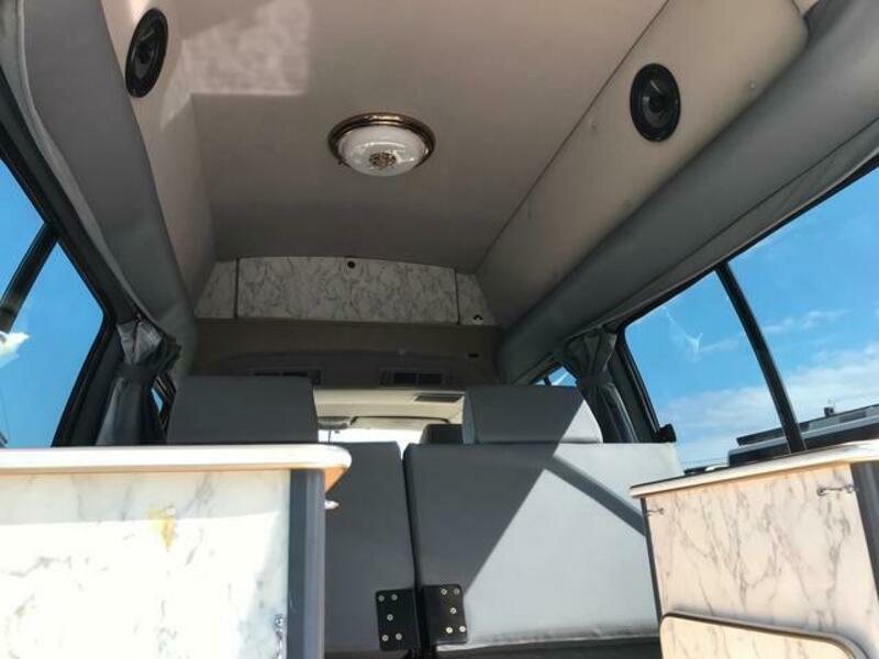 GRAND HIACE