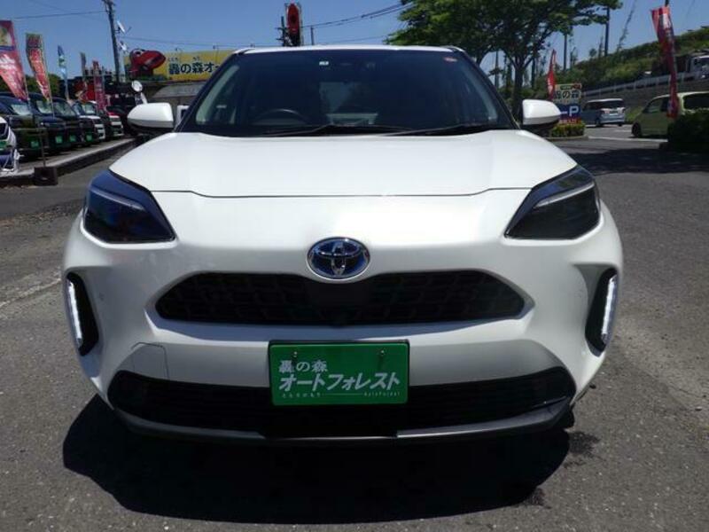 YARIS CROSS
