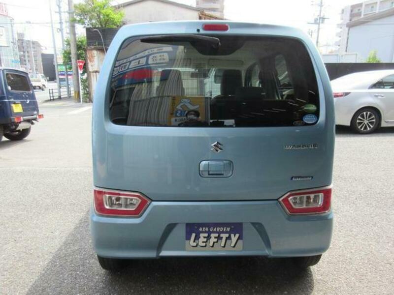 WAGON R