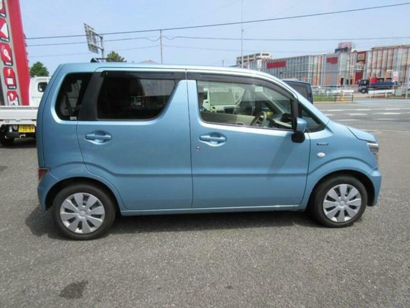 WAGON R