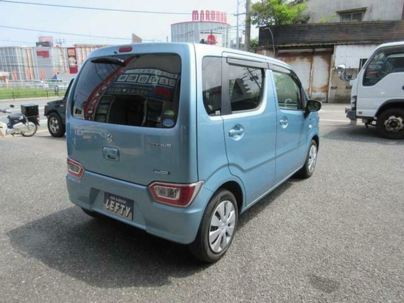 WAGON R