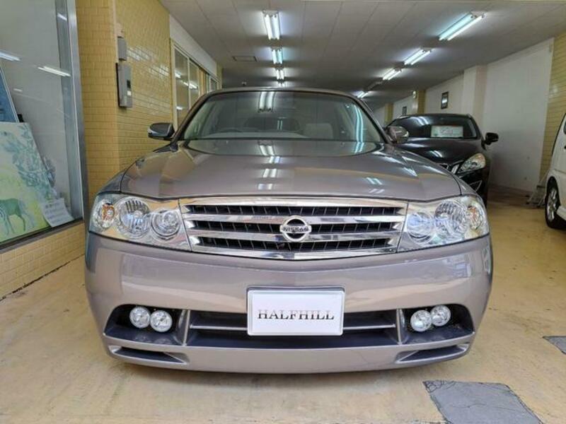 NISSAN GLORIA