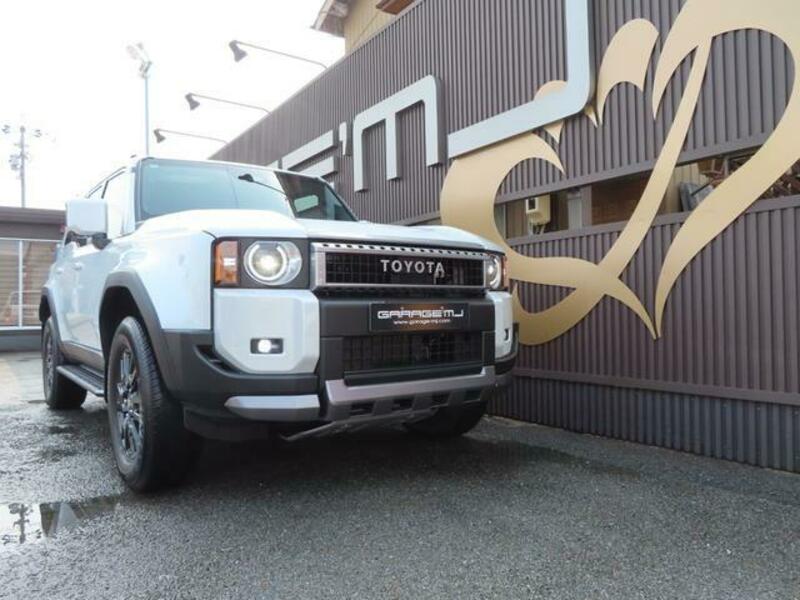 LAND CRUISER 250
