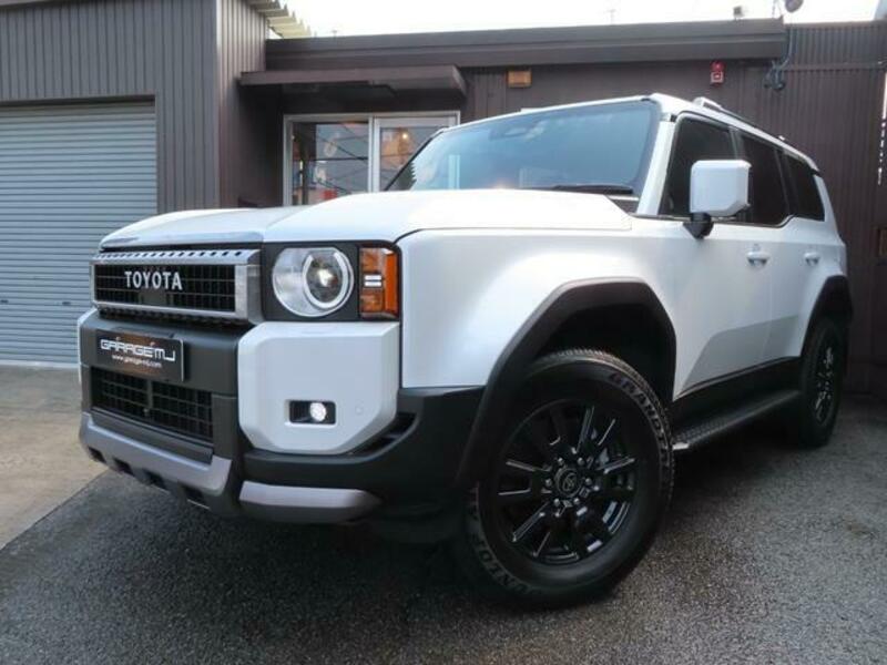 TOYOTA LAND CRUISER 250