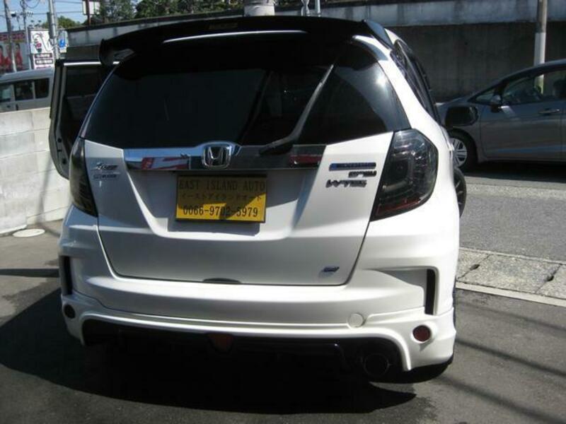 FIT HYBRID