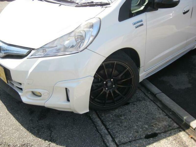 FIT HYBRID