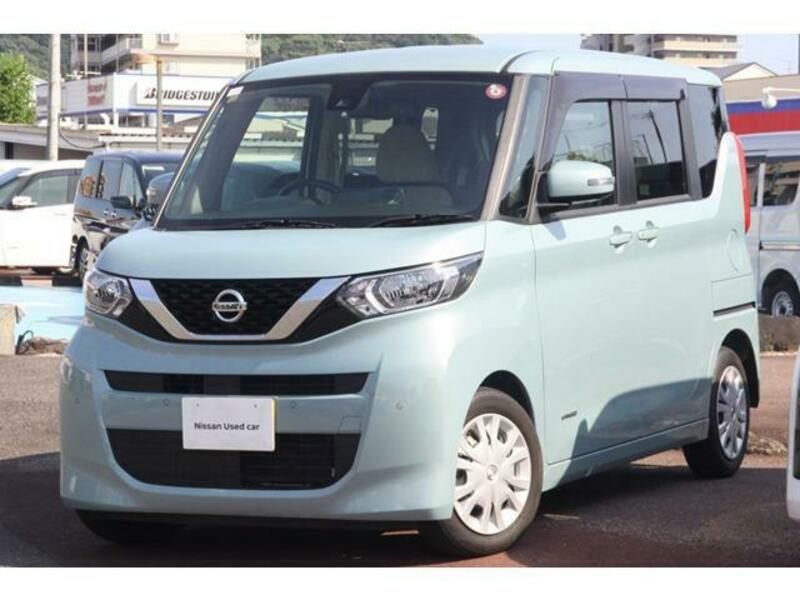 NISSAN ROOX