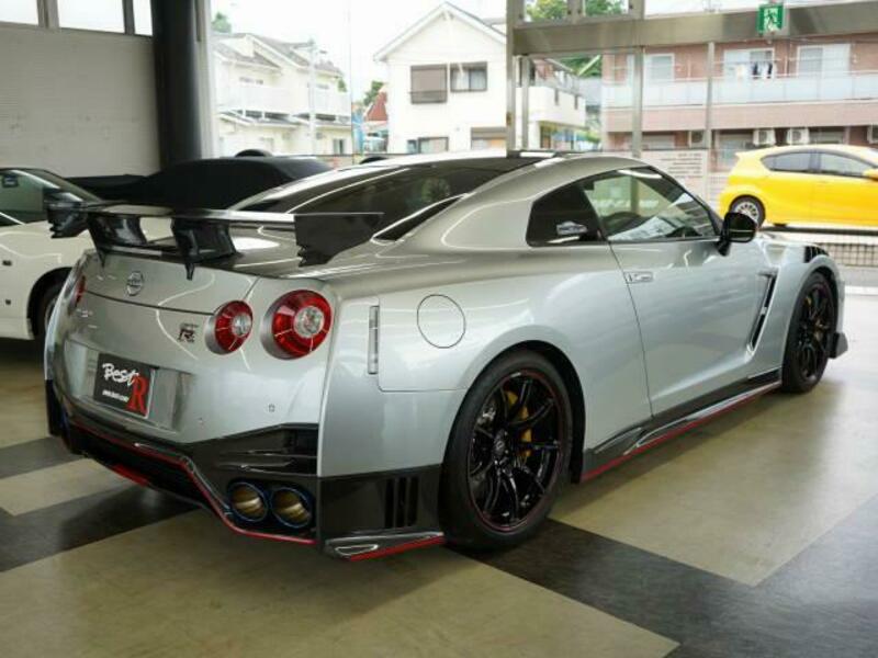 GT-R