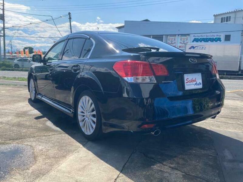 LEGACY B4