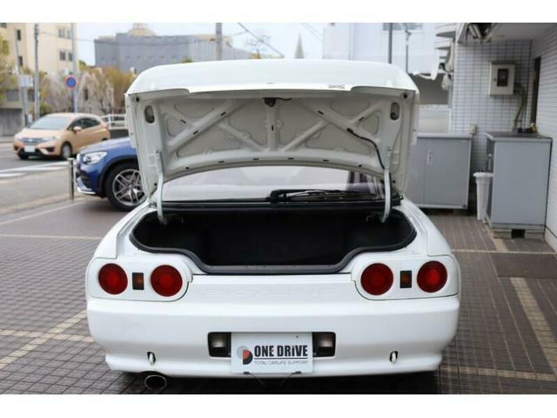 SKYLINE