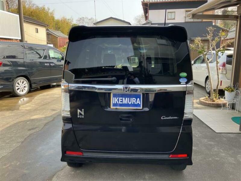 N BOX CUSTOM