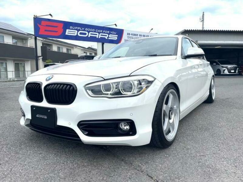 BMW 1 SERIES