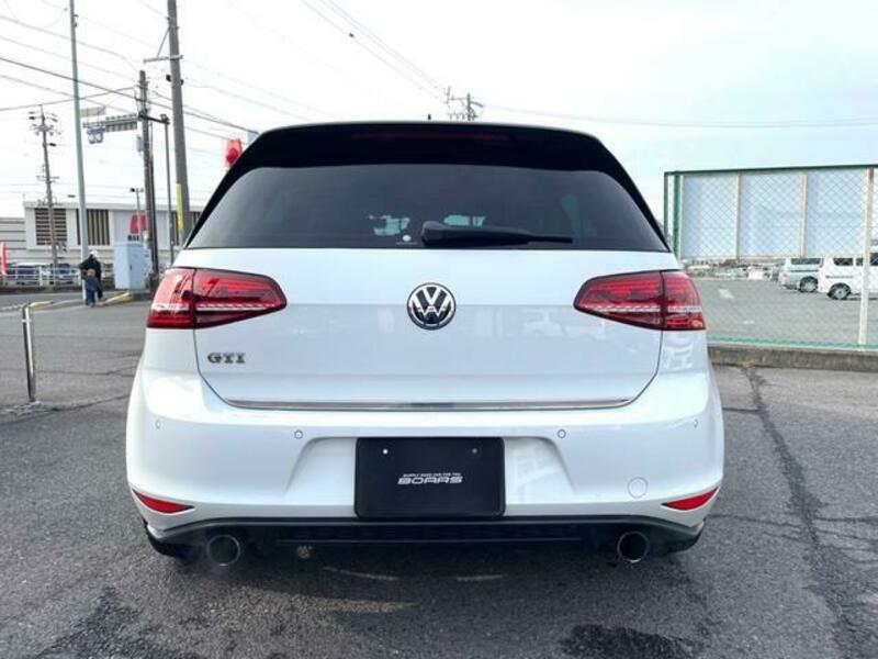 GOLF GTI