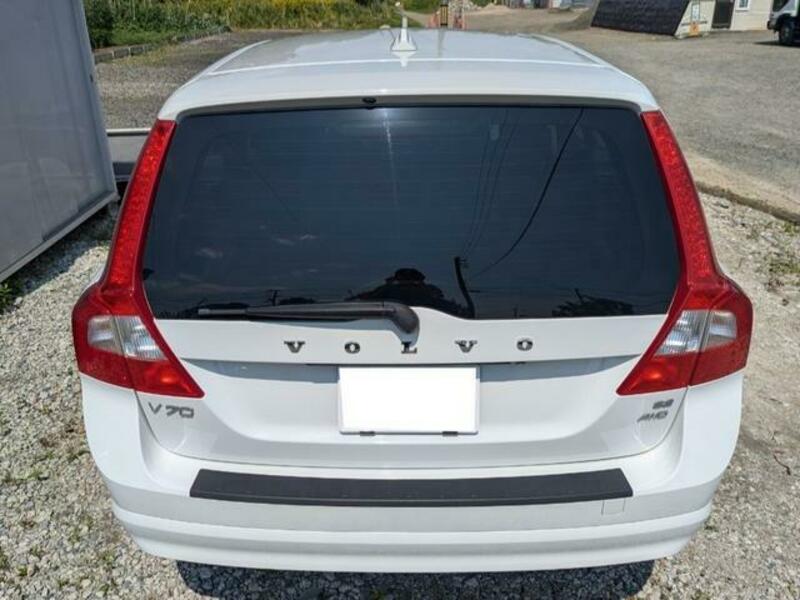 V70