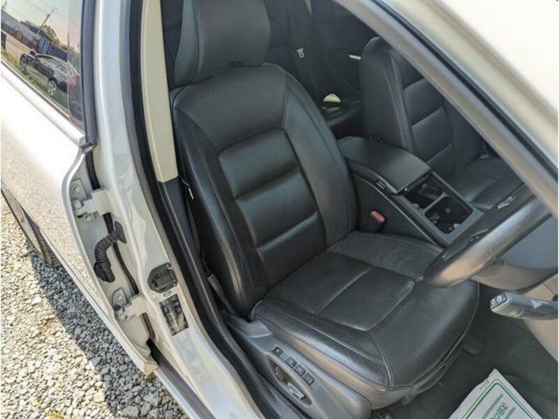 V70