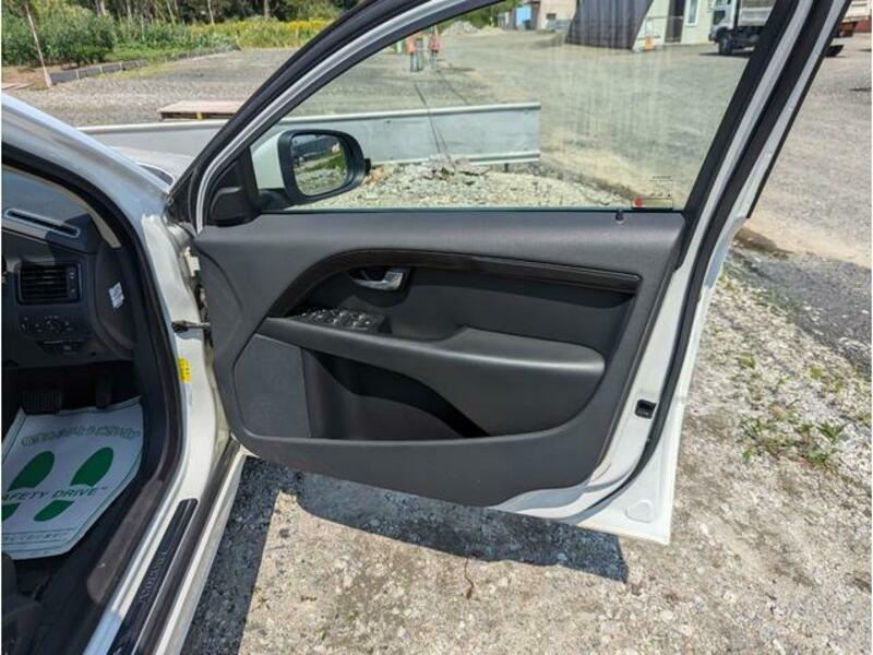 V70