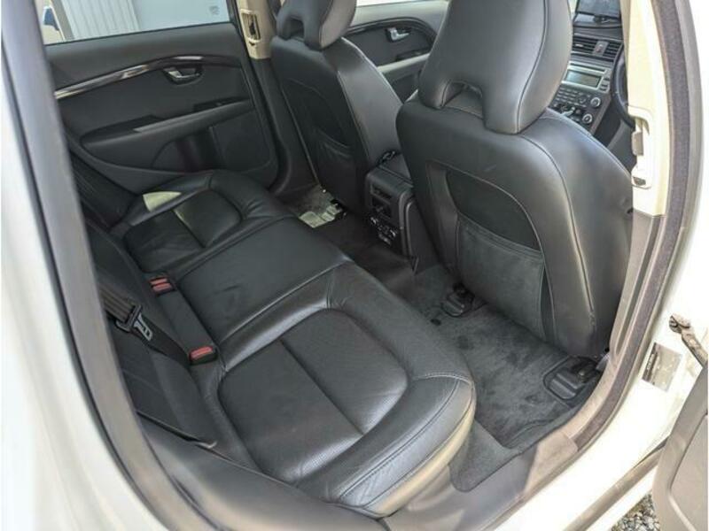 V70