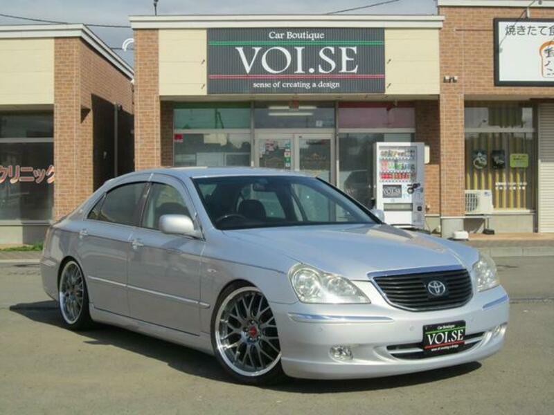 TOYOTA CROWN MAJESTA