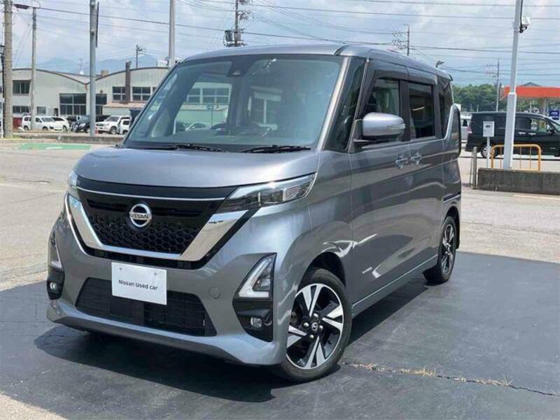 NISSAN ROOX