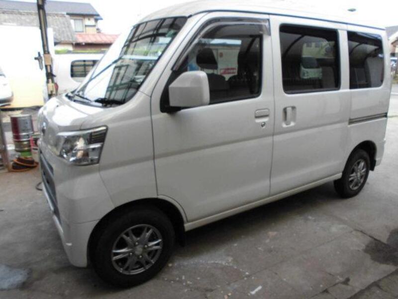 PIXIS VAN