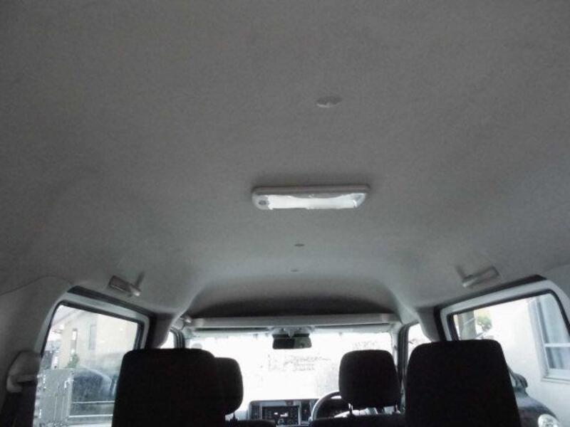 PIXIS VAN
