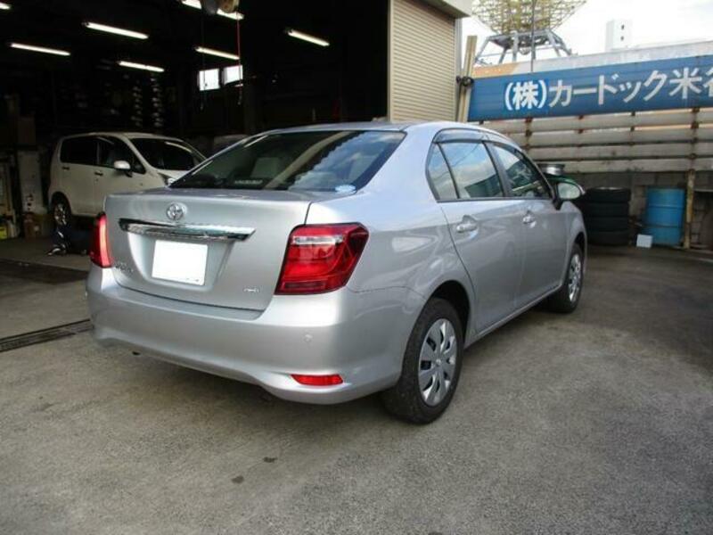 COROLLA AXIO