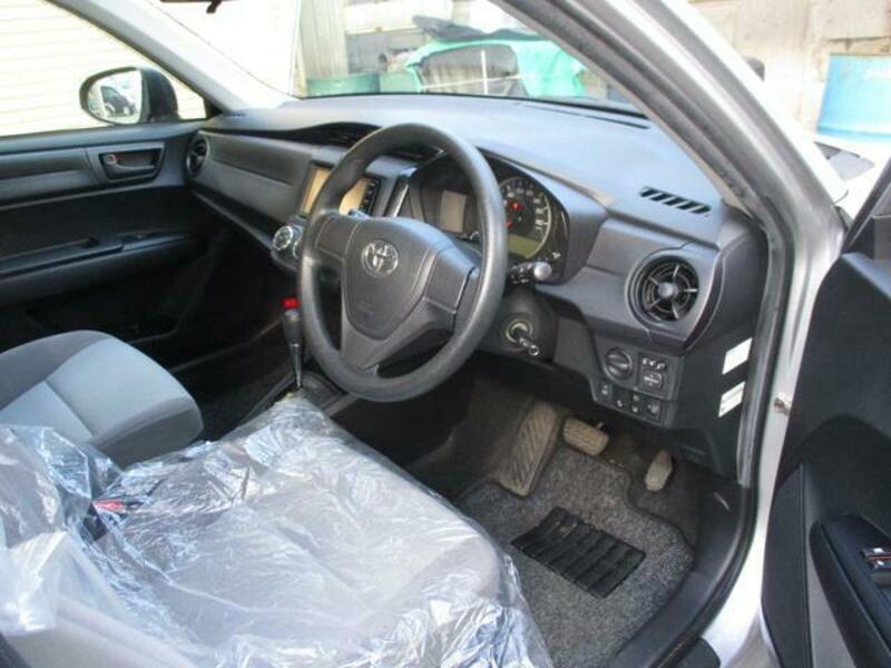 COROLLA AXIO