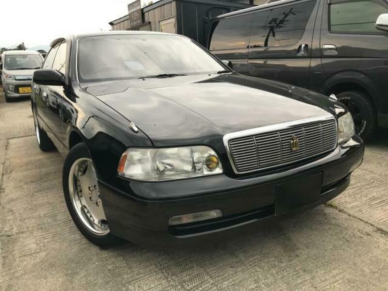 TOYOTA CROWN MAJESTA