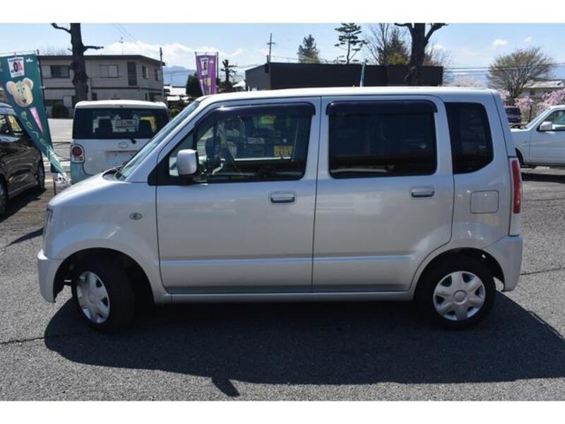 WAGON R