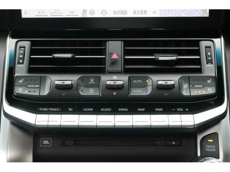 LAND CRUISER