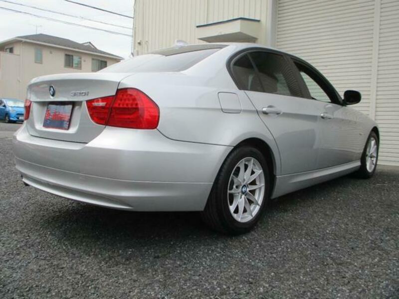 3 SERIES