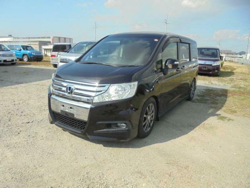 HONDA STEPWAGON SPADA